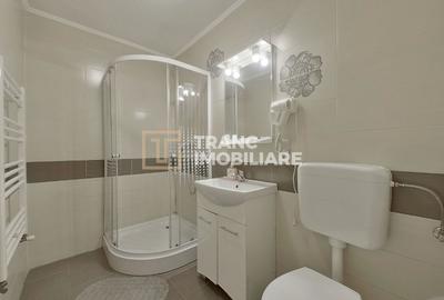 Casă generoasă cu 11 camere + spațiu comercial inclus | Calea Radnei - 19