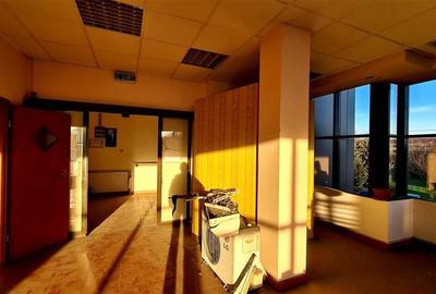 Spatiu SAD, 250 mp,  Eatj 1,  Zona Complex Stadion - 7