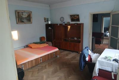 Casa Batraneasca , zona Centru, Suprafata Terenului m490mp - 2