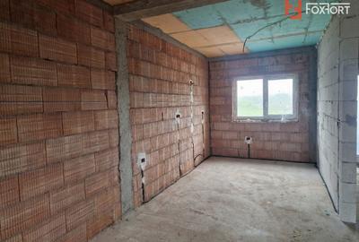 Duplex de vanzare cu 3 camere, zona Bucovat - 4