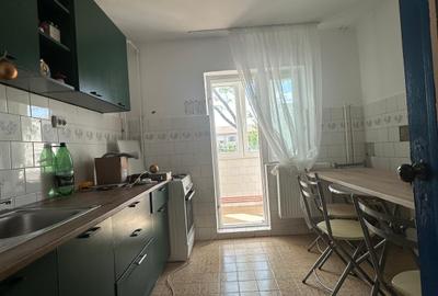 88.500 euro .. 2 camere cu centrala .. etaj intermediar - 1