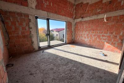 Casa P+2Et. 8 cam. Util 180mp. Teren 250mp. Pozitie stradala - 18