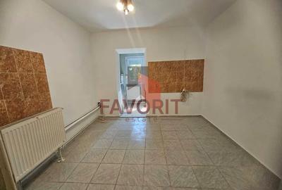 Apartament 3 camere decomandat | Zona Aradului - 2