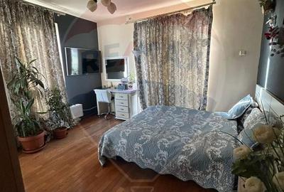 Casă | Vilă insiruita | Inchiriere| 5 camere - 6