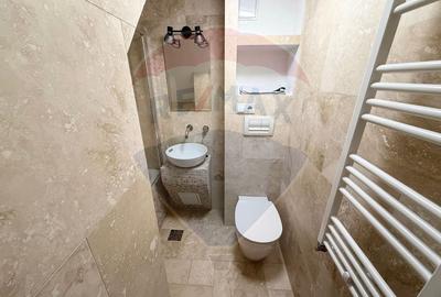 Apartament 4 camere, pe 2 niveluri si curte comuna în Centru - 21