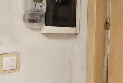 Apartament de 2 camere decomandat in Blocul Patria - 3
