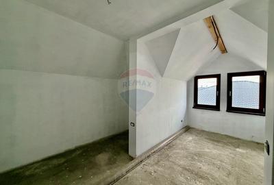 Casă / Vilă Caisului 90% gata - 12