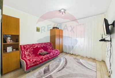 4 camere de vanzare in Rahova, la sosea, langa piata, renovat decent - 7