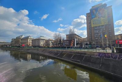 Vanzare apartament spațios cu 2 camere – Piața Națiunile Unite, lângă Dâmbovița!