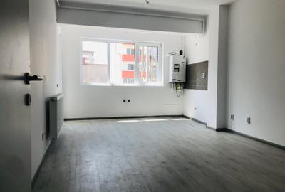 Apartament cu 2 camere semidecomandat în Berceni