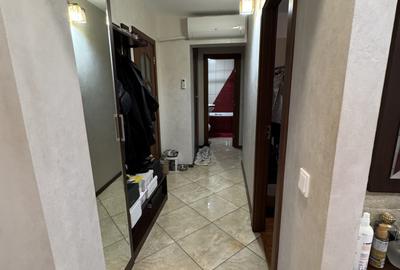 Apartament 3 camere, etaj 4/10, Marasesti - 9