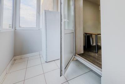 Apartament renovat decomandat|2 camere|Interservisan/Titulescu - 12
