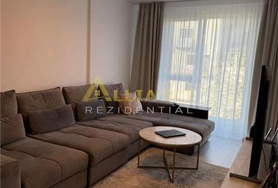 Apartament cu 3 camere decomandat, mobilat în Central