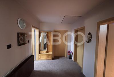 Casa individuala+spatiu comercial  cu 5 camere 3 bai Sibiu - 21