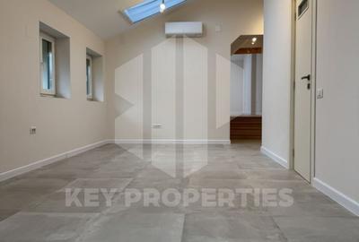 Piata Romana, mansarda boema, finisaje in linii simple si elegante - 2