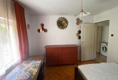 Nerva Traian, Mircea Voda, ap 3 camere. - 5