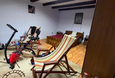 Casă individuală cu 3 camere în Pielești