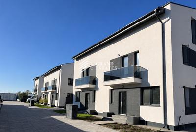 Duplex cu 5 camere în Otopeni