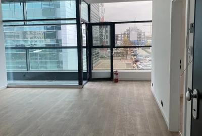 Apartament cu 2 camere semidecomandat în Pipera