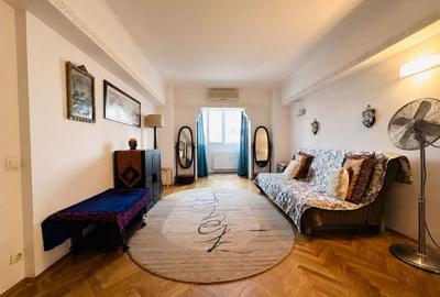 Apartament cu 3 camere semidecomandat, mobilat în Moșilor