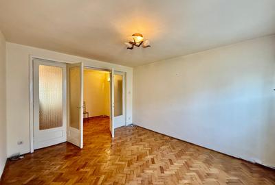 Apartament cu 4 camere-2 balcoane- zona Piata Centrala - 35