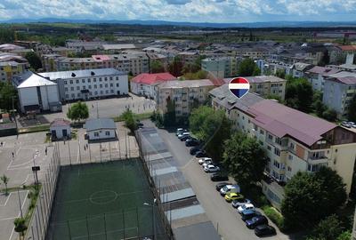 Apartament de vanzare la etaj intermediar intre scoli si grădinițe - 1