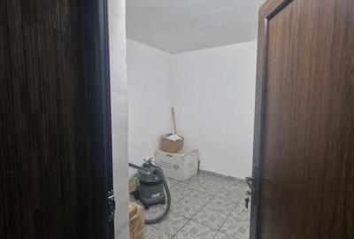 Navodari - Spatiu Comercial 250mp cu vitrina stradala-3.000euro - 7