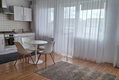 Cantrala, aer conditionat, pod cu izolatie, parcare cu bariera - 1