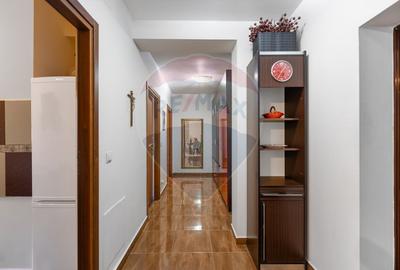 Apartament cu 2 camere de vânzare în zona Micalaca - 4