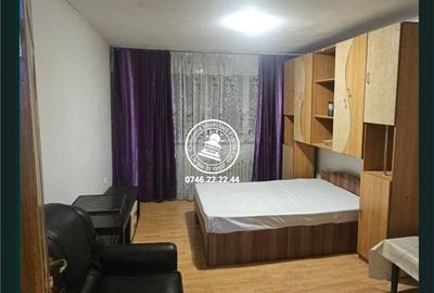 Garsonieră decomandată în Nicolina