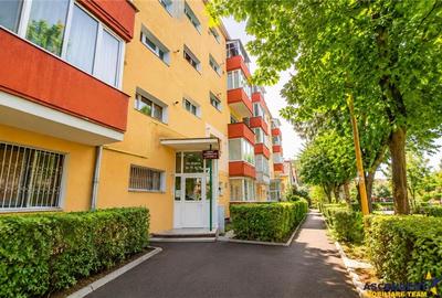 Apartament cu 2 camere nedecomandat, mobilat în Astra