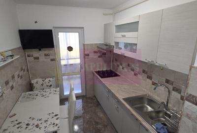 Apartamnet cu 3 camere de vanzare in Campina, Central - 9