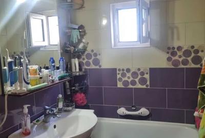 Apartament 3 camere DECOMANDAT, 71 mp, Tiglina 1 – Centrală, Izolat, 2 Băi - 4