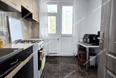Apartament 2 camere, renovat, etaj 2 – Micro 16 - 7