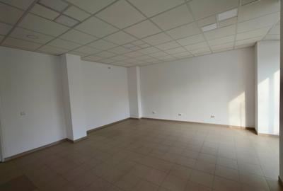 Spatiu comercial stradal | 71,60 mp | Vitrina generoasa | Valea Ialomitei - 3