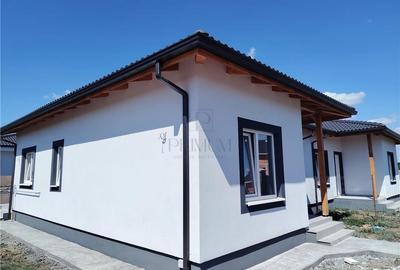 Duplex cu 3 camere în Moșnița Veche