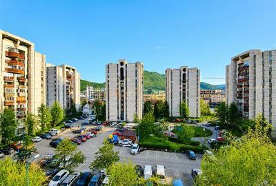 Apartament 3 camere, 90 mp, Centrul Civic Brasov, potential de renovare. - 7
