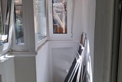 Piata Muncii-Alba iulia  Garsoniera 40 mp,mobilata modern,utilata,bloc mixt 350€ - 24