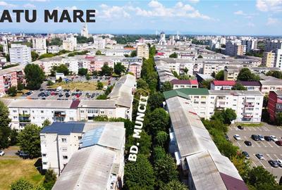 Apartament cu 4 camere decomandat în Micro 16