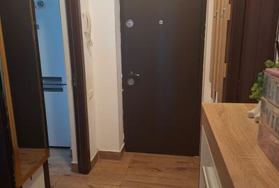 FARA COMISIOANE ap cu 2 camere la et 5 la cheie cu centrala proprie merita vazut - 5