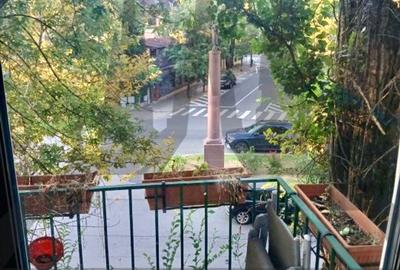 Apartament cu 2 camere decomandat în Primăverii
