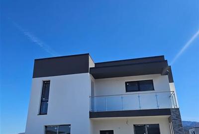Vila moderna de 4 camere in Cristian - 10