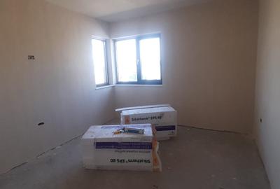 Casă parter cu 4 camere, 2 băi, pe un teren de 492 mp, în zona stadion Cumpăna. - 7