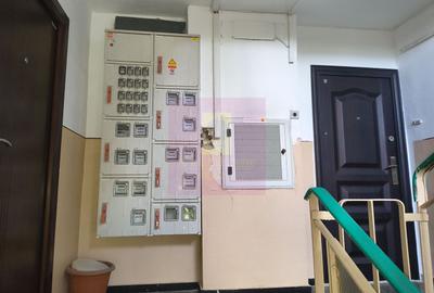 Drumul Taberei - Valea Ialomiței,  Apartament 3 camere în Bloc P+4 - 3