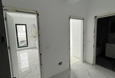 Apartament cu 2 camere decomandat în Theodor Pallady