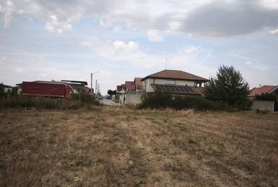 Teren Construcții intravilan de 2250 mp, în Sânmartin