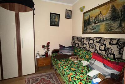 Vanzare casa cu teren propriu, 3 camere, in Galati, Piata Centrala - 9