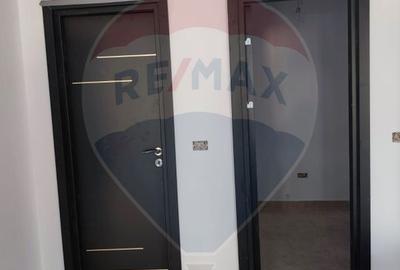 Spațiu comercial sau de birouri in Burdujeni - cladire noua - 2
