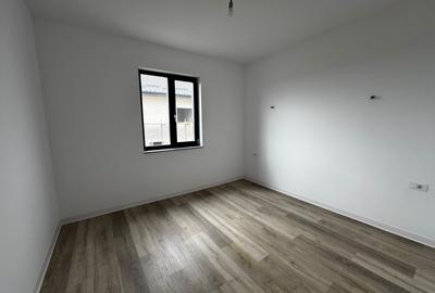 Casa cu 5 camere Visan - 11