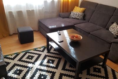 Apartament cu 2 camere decomandat, mobilat în Calea Victoriei